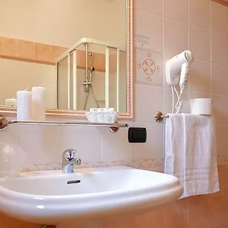 Idyllic Cala Viola Sleeps 2 3*